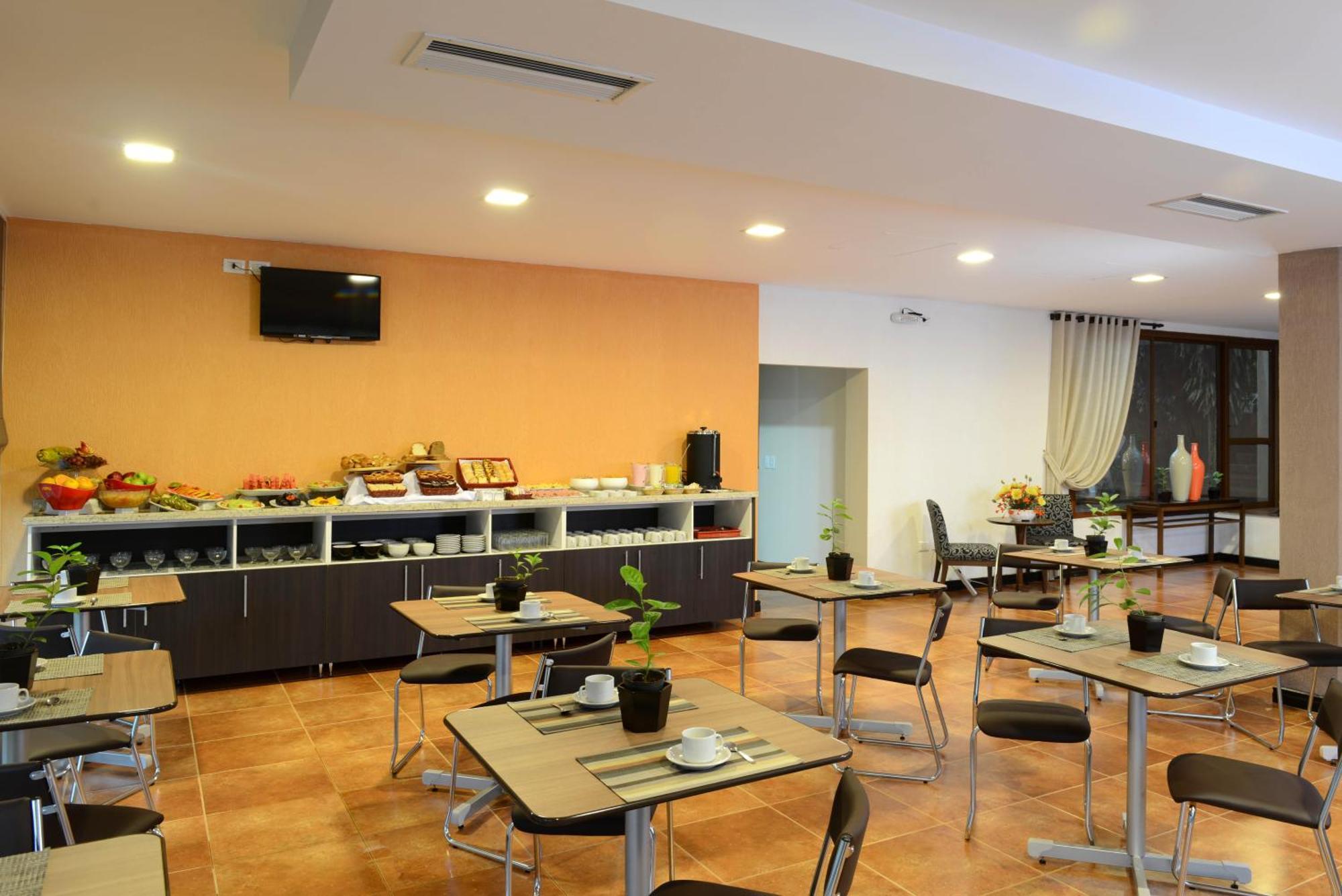 Arami Hotel & Lodge Puerto Iguazu Exterior photo